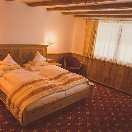 Hotel Gartenhotel Maria Theresia 4*