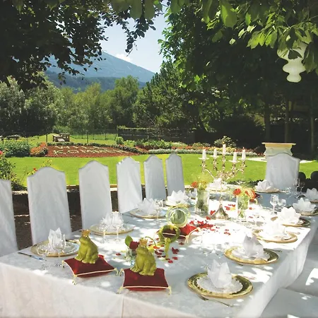 Gartenhotel Maria Theresia Hotel 4*