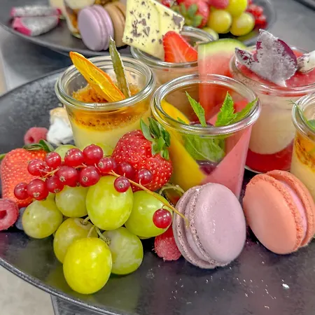 Gartenhotel Maria Theresia Hotel 4*