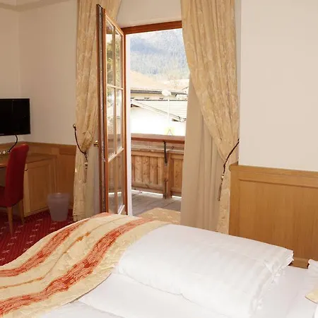 호텔 Gartenhotel Maria Theresia