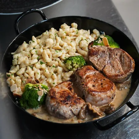 Gartenhotel Maria Theresia 4* Hall in Tirol