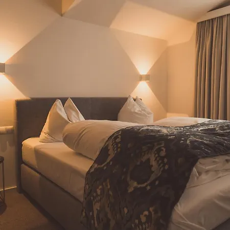 Gartenhotel Maria Theresia Hall in Tirol