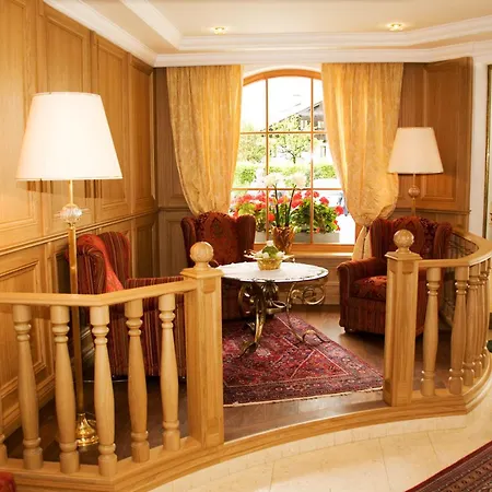 Gartenhotel Maria Theresia 4* Hall in Tirol
