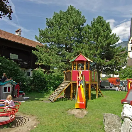 Hotel Gartenhotel Maria Theresia 4*