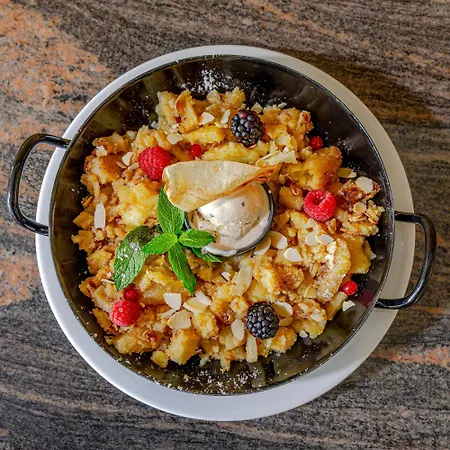 ガルテンホテル マリア テレジア 4*