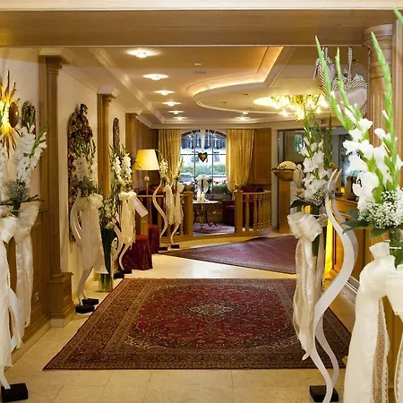 Gartenhotel Maria Theresia 4* Hall in Tirol